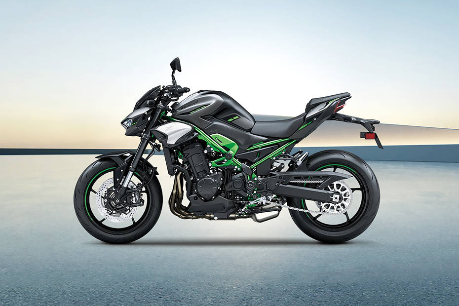 Motor Kawasaki Z900 SE 2025 di Indonesia